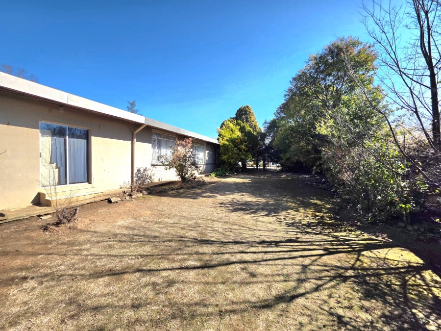 5 Bedroom Property for Sale in Jordania Free State